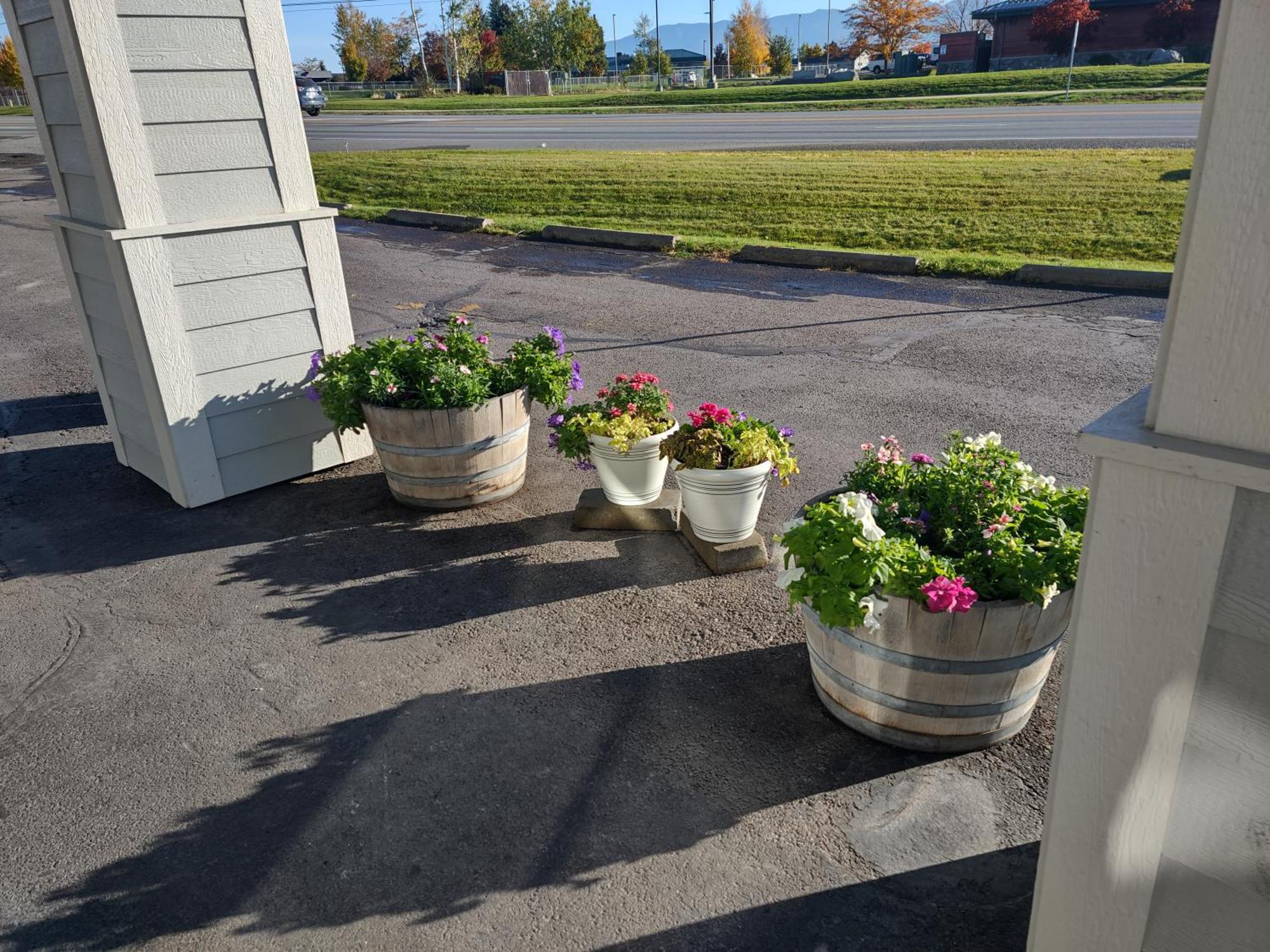 Americas Best Value Inn Kalispell Bagian luar foto