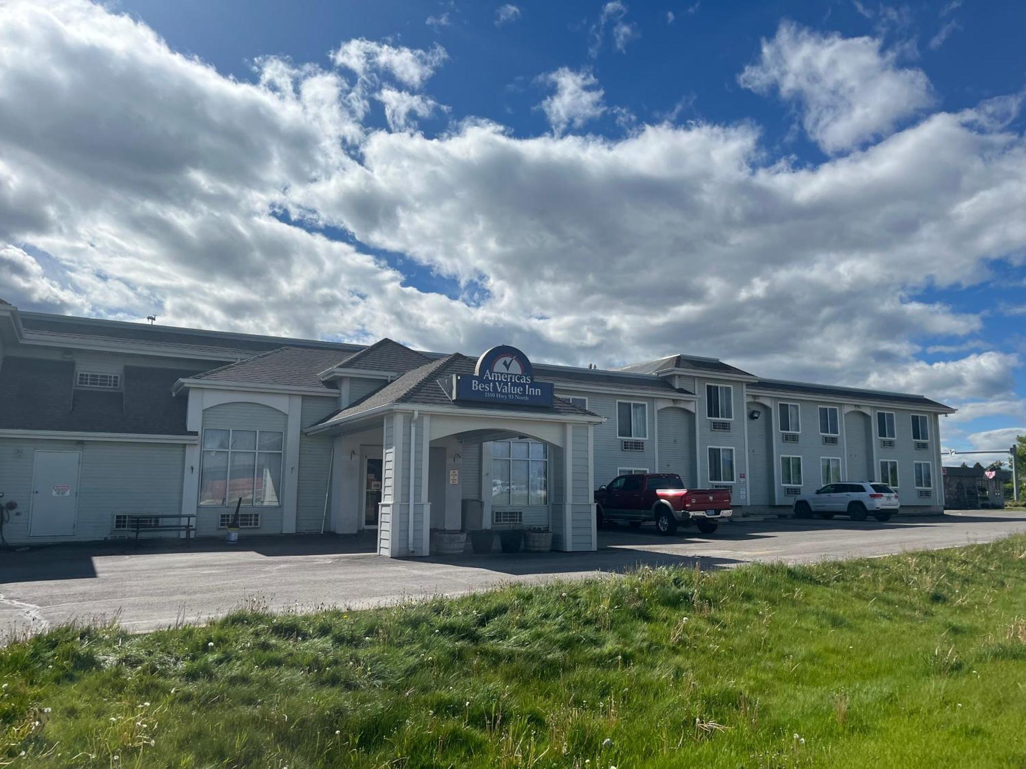 Americas Best Value Inn Kalispell Bagian luar foto